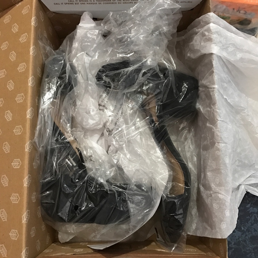 Sandal - Picture 4 of 4